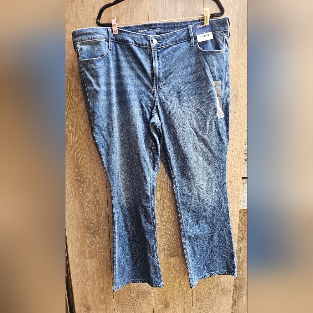 Old Navy Womens Boot Cut Relaxed Fit Denim Jeans - Medium Blue